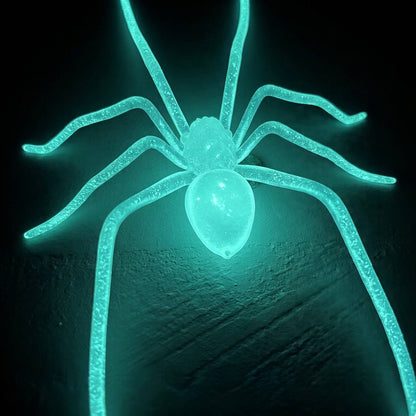 🕷 2026 Upgraded Glow-in-the-Dark Realistic Spider Magnetic Fridge Sticker – Halloween Prank Decor for Kitchen, Car & Home